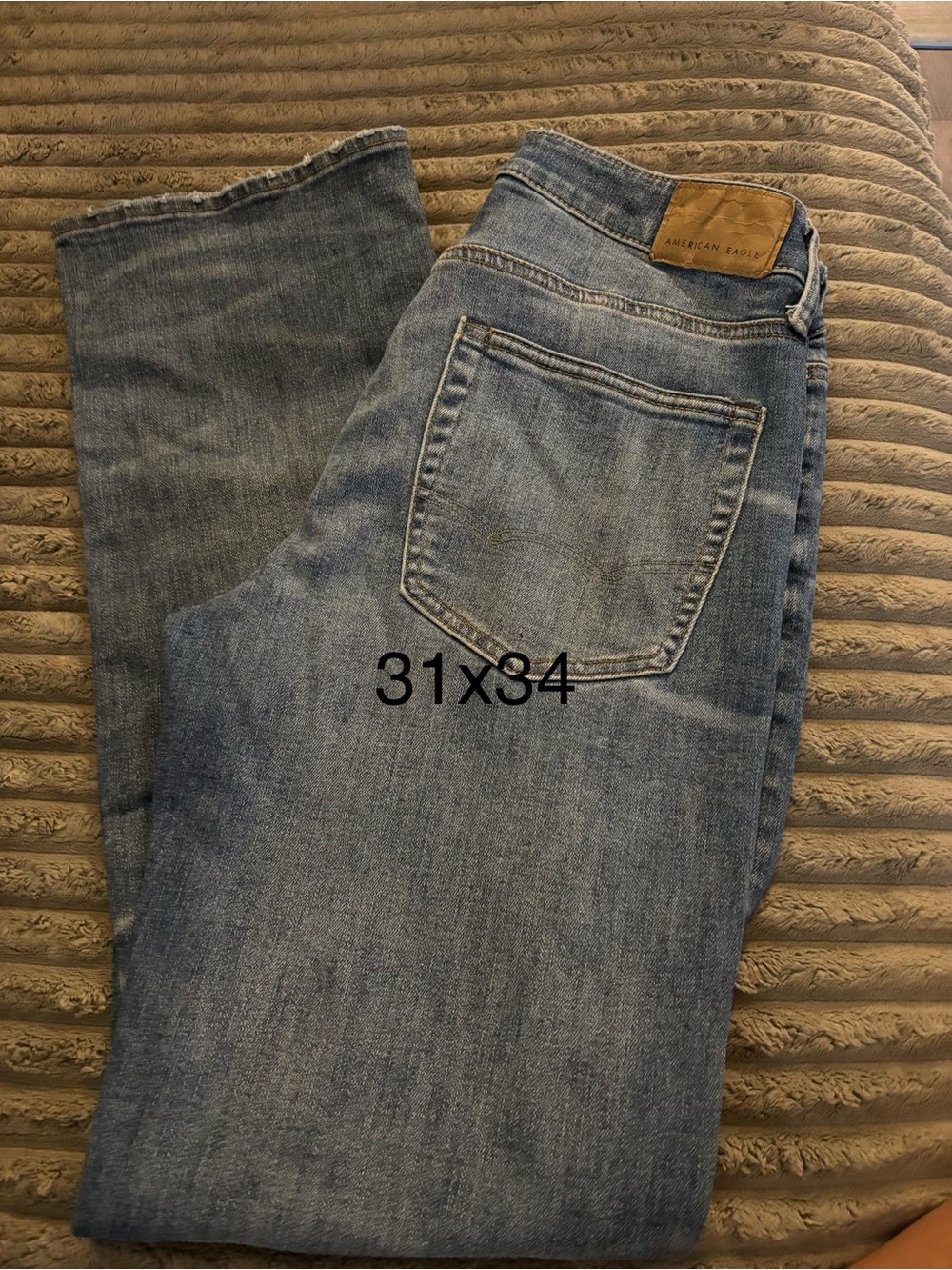 American Eagle Outfitters Men’s Light Blue Straight Jeans